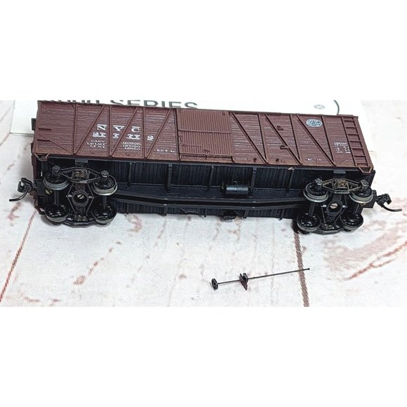 Accurail N.Y.C O.B Box Steel Ends Model Train #4209 - 40' Collectible Assembled - Picture 3 of 15